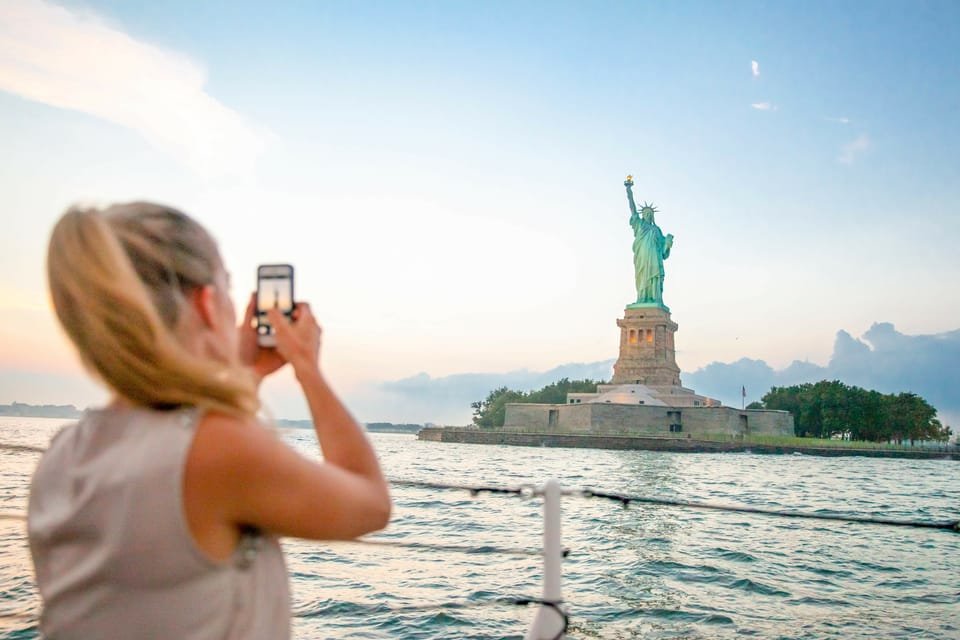 New York City : Statue de la Liberté et Ellis Island en ferry